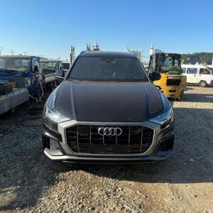 Audi Q8 45 TDI quattro 2020 - black — Korean used car export by HD Trading (photo 1)