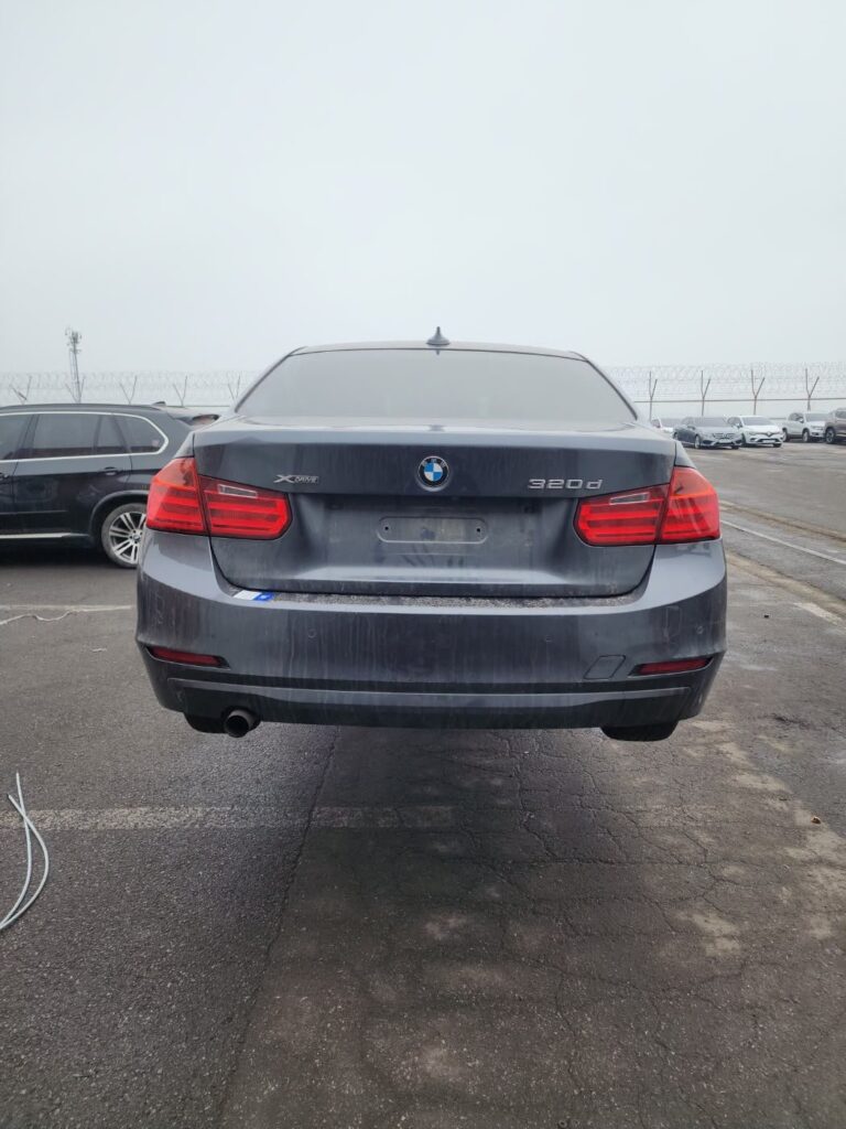 BMW 320d xDrive 2013 – Grey