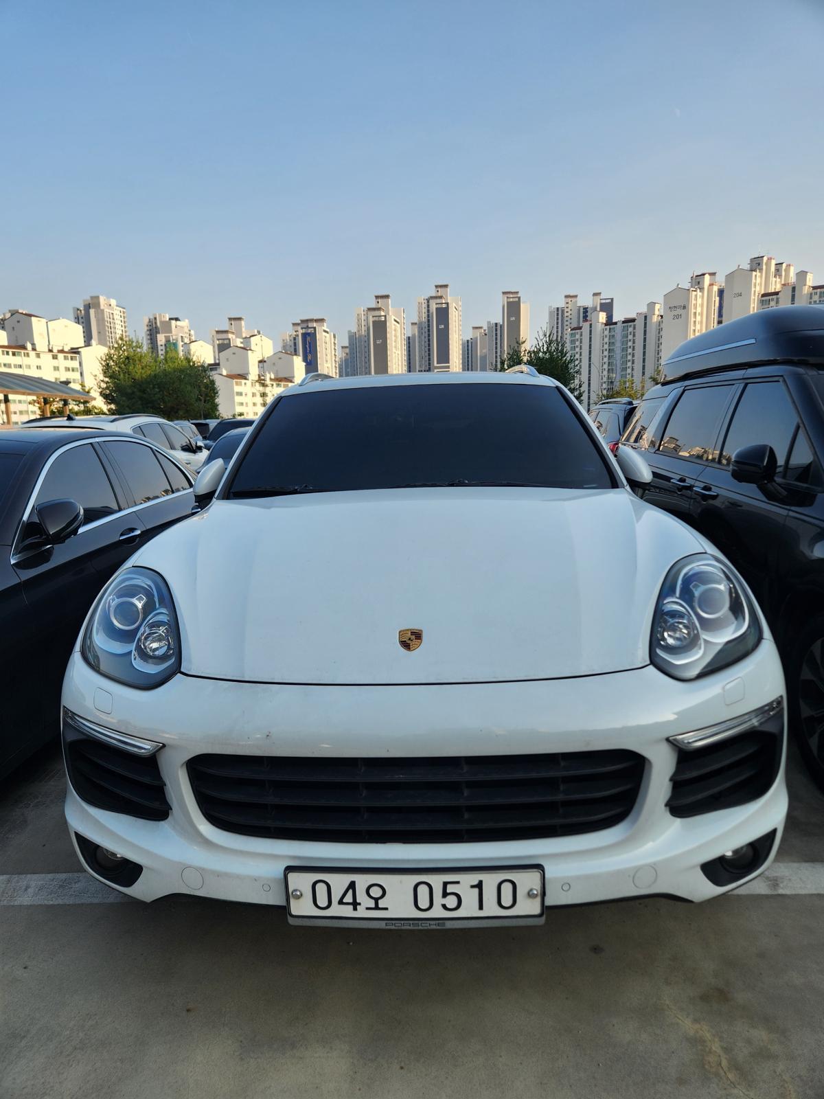 Porsche Cayenne Diesel 2015-2018 - White - HD Trading Korea car export