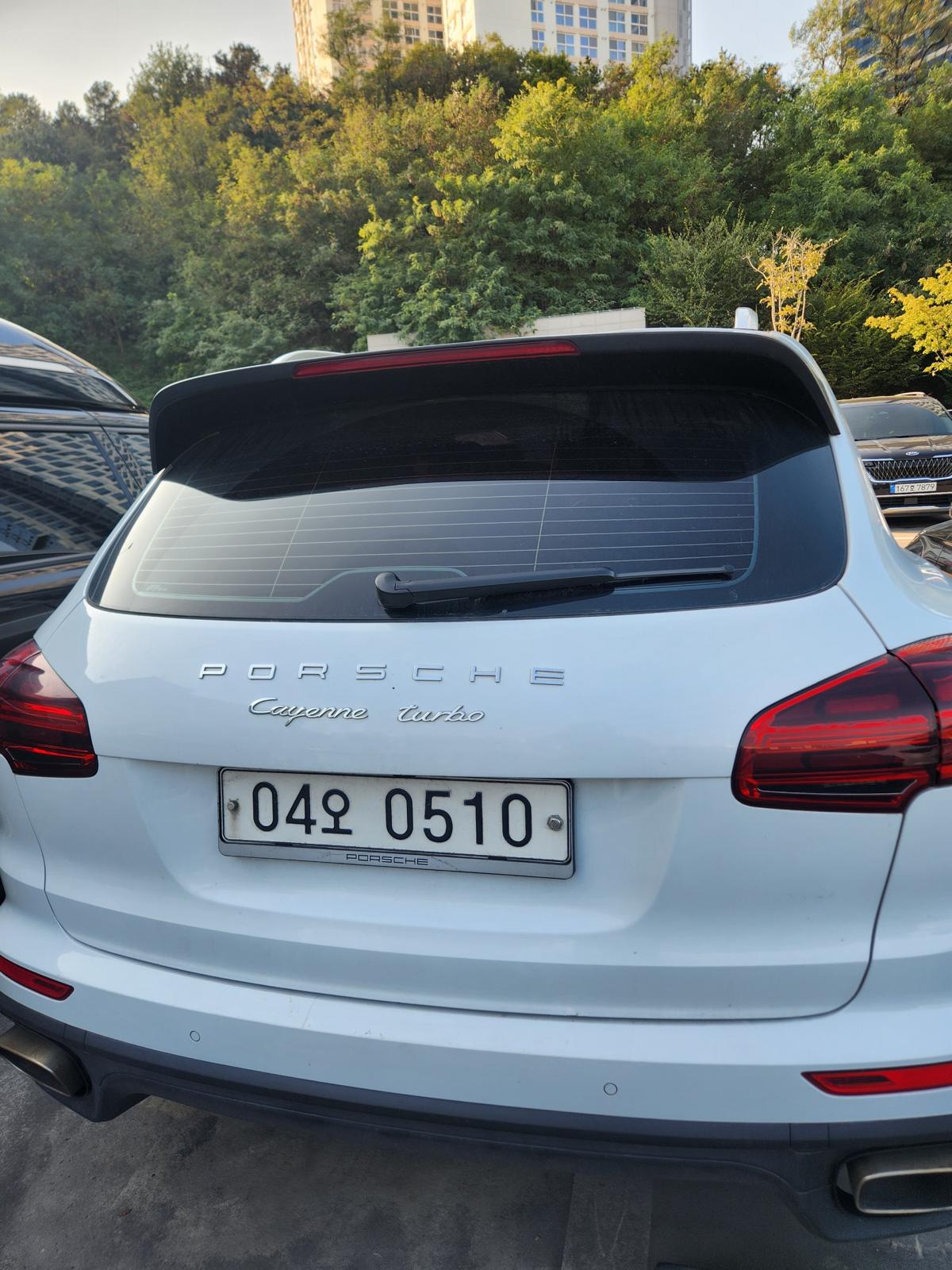 Porsche Cayenne Diesel 2015-2018 - White - HD Trading Korea car export