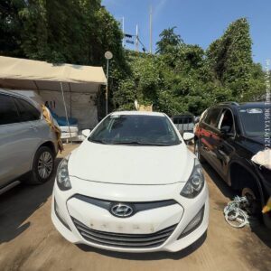 Hyundai i30 2012 - white — Korean used car export by HD Trading (photo 1)