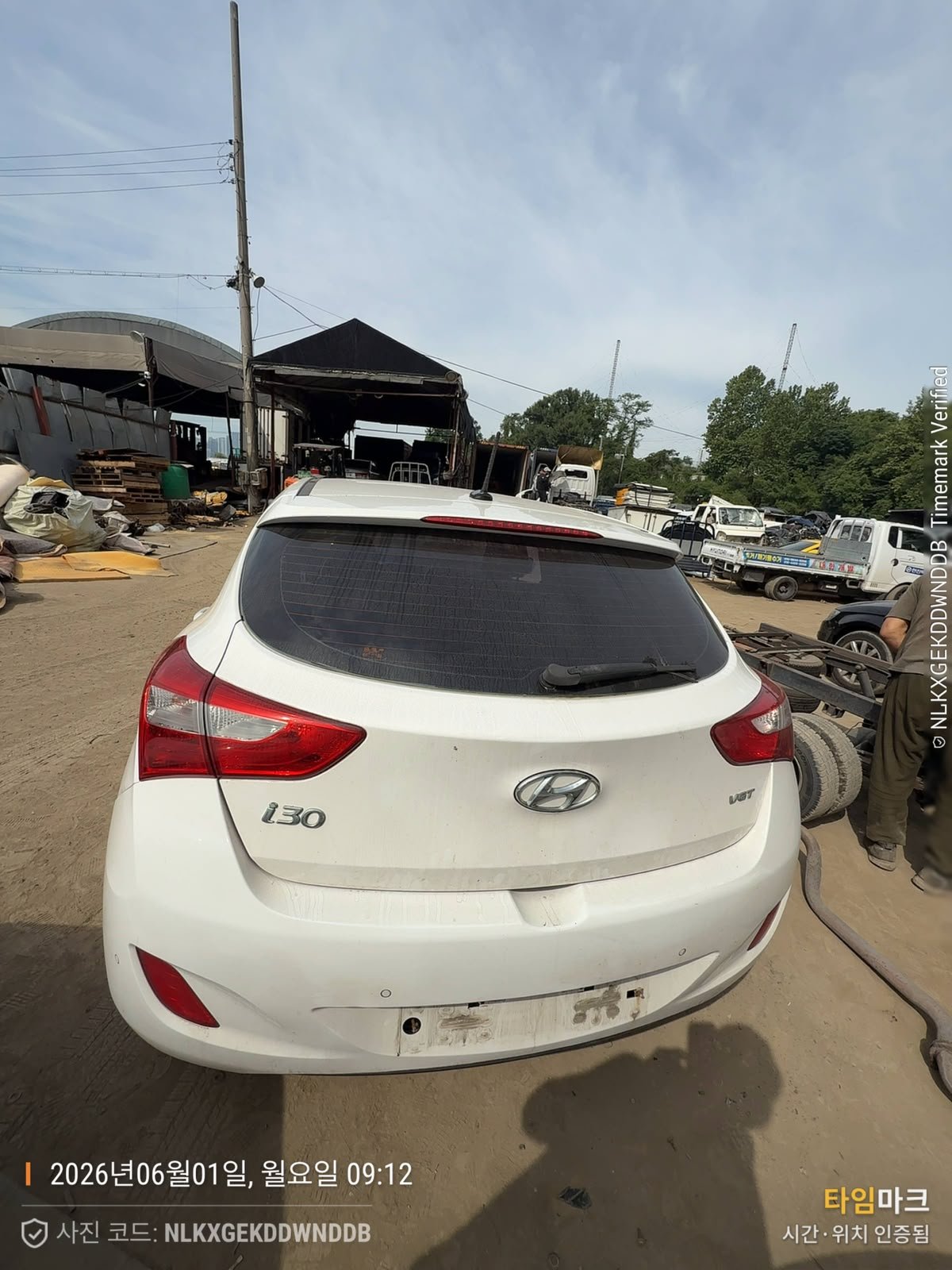 Hyundai i30 2012 - white — Korean used car export by HD Trading (photo 2)