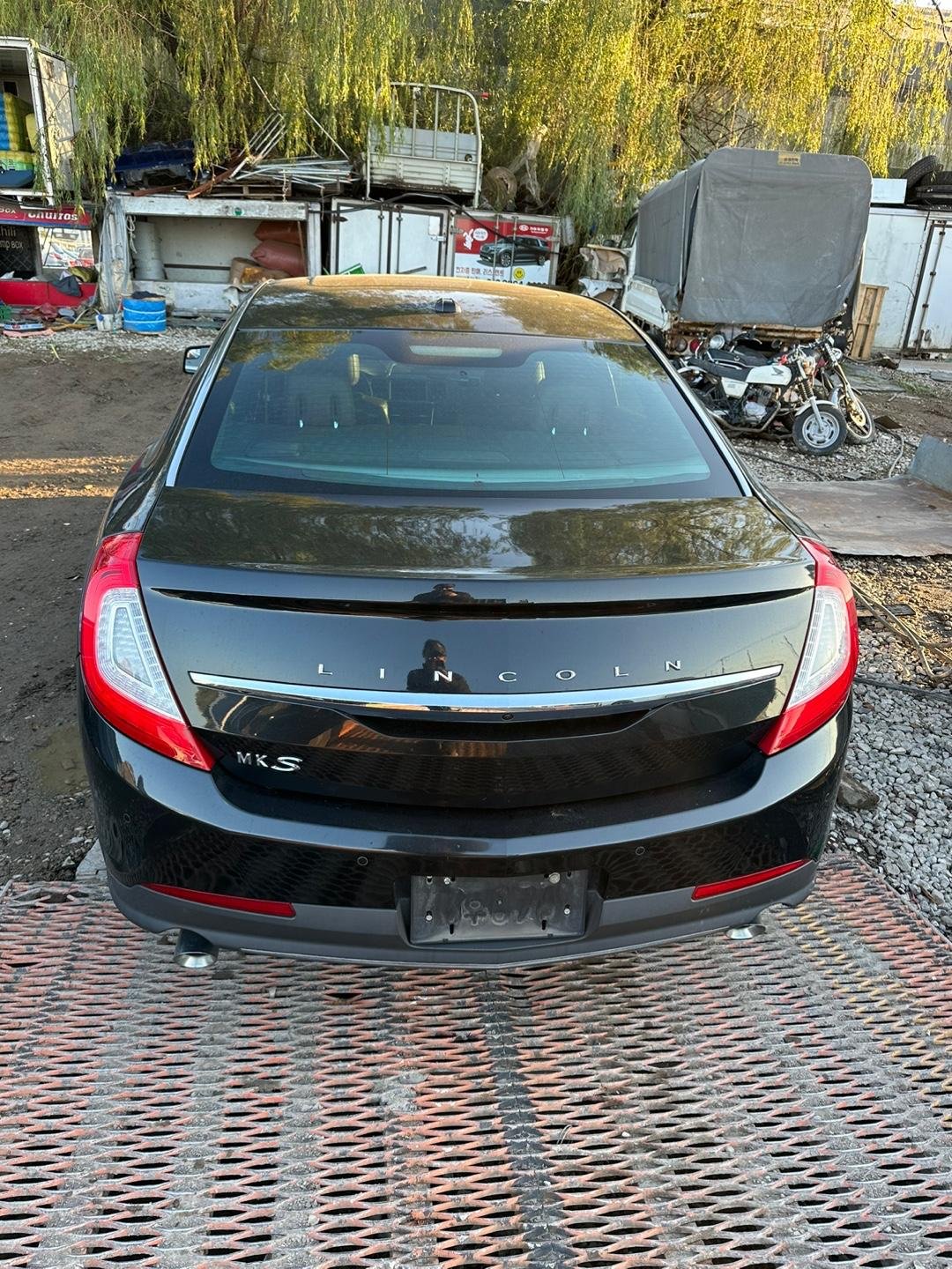 Lincoln MKS 2015 - black — Korean used car export by HD Trading (photo 3)