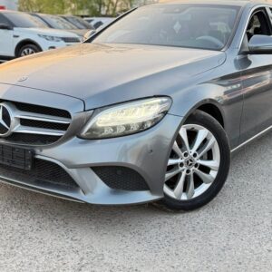 Mercedes-Benz C220d 2019 Grey front three-quarter, exported from South Korea by HD Trading