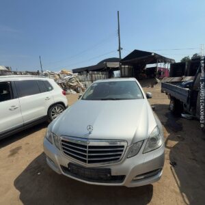 Mercedes-Benz E 220 CDI 2013 - silver — Korean used car export by HD Trading (photo 1)