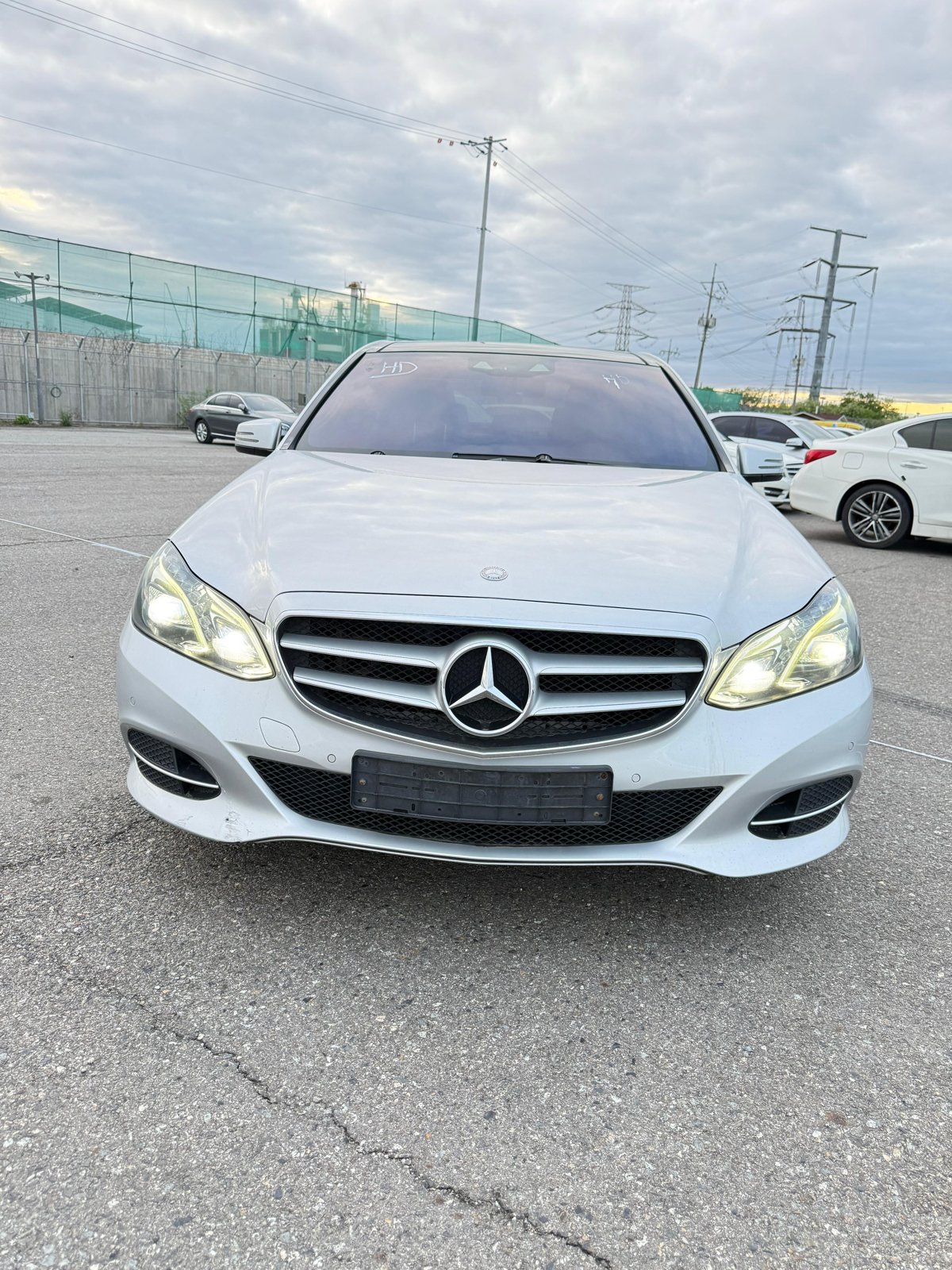Mercedes-Benz E250 CDI 4MATIC 2014 - Silver — Korean used car export by HD Trading (photo 1)