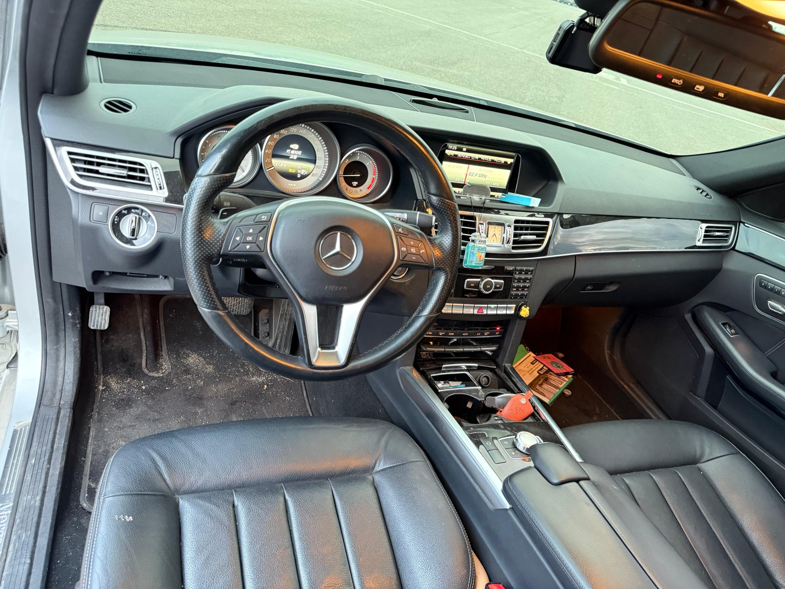 Mercedes-Benz E250 CDI 4MATIC 2014 - Silver — Korean used car export by HD Trading (photo 21)