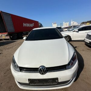 Volkswagen Golf 1.6 TDI BlueMotion (Mk7) 2013 - white — Korean used car export by HD Trading (photo 1)