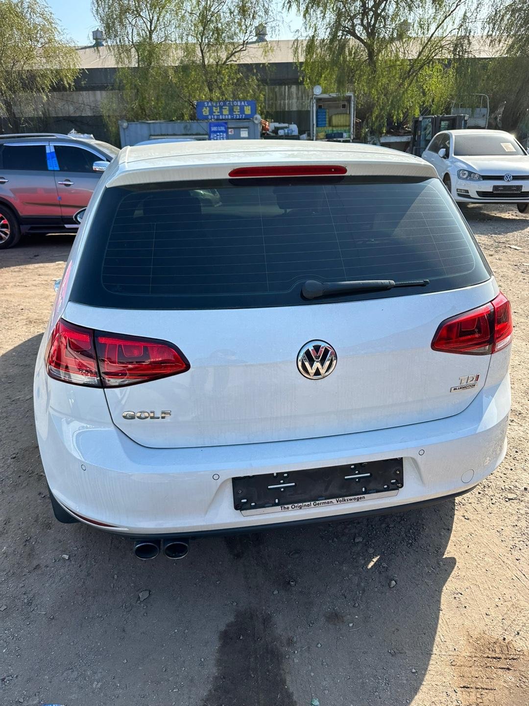 Volkswagen Golf 1.6 TDI BlueMotion (Mk7) 2014 - white — Korean used car export by HD Trading (photo 2)