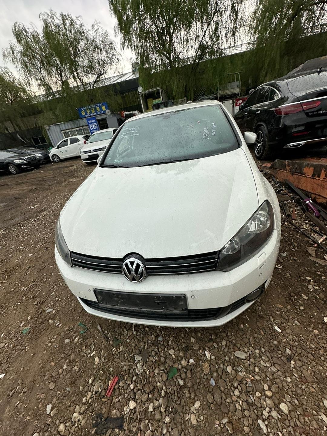 Volkswagen Golf 2.0 TDI 2011 - white — Korean used car export by HD Trading (photo 3)