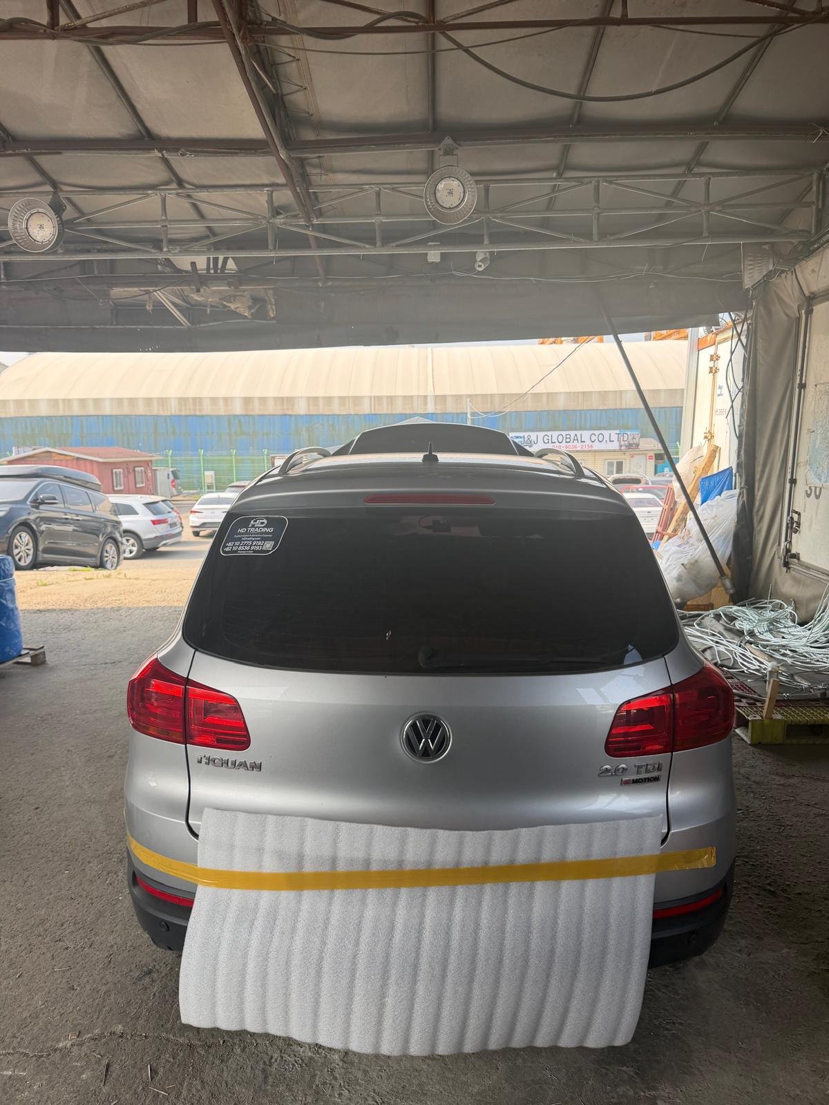Volkswagen Tiguan 2.0 TDI 4Motion 2015 - silver — Korean used car export by HD Trading (photo 2)