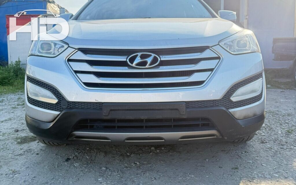 Hyundai Santa Fe 7-Seat 2013 – Silver